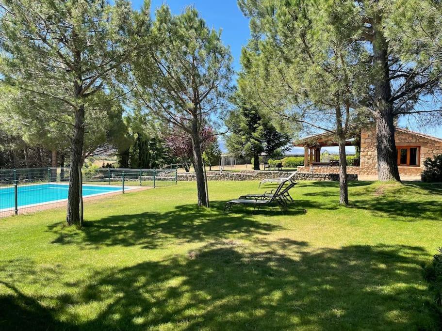 Quinta Mazagatos Segovia Villa La Lastrilla Luaran gambar